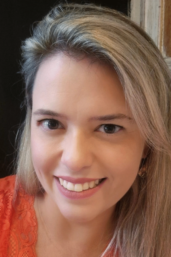 Marisa Bailer